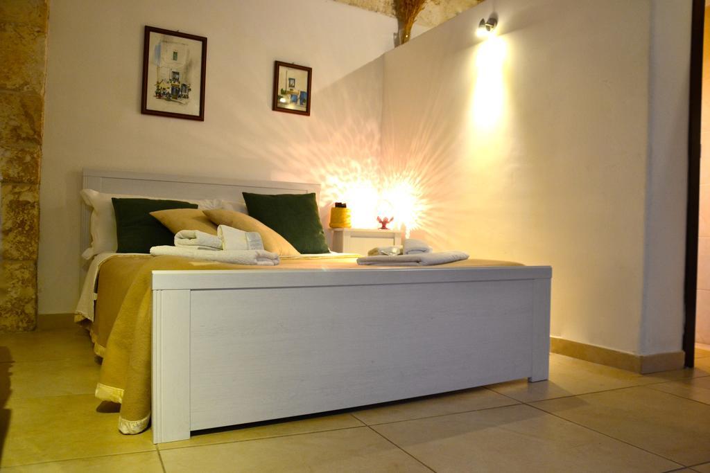 La Violetta Ostuni Apartment ภายนอก รูปภาพ
